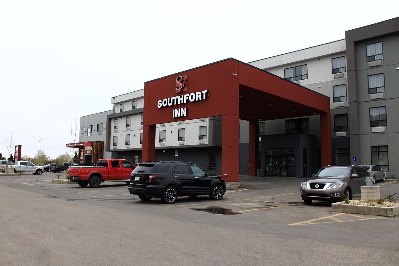 Southfort Inn Fort Saskatchewan Экстерьер фото